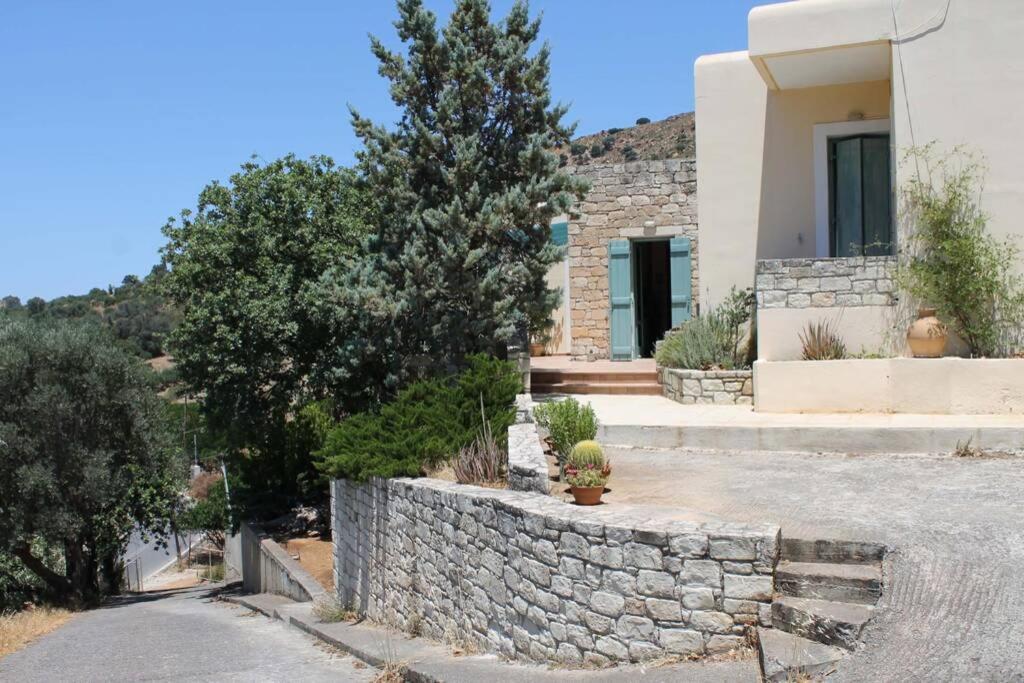 Bougainvilla Fodele Exterior photo